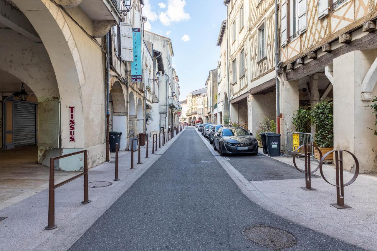 Appar Quartier Calm Coeur De Ville أجان المظهر الخارجي الصورة